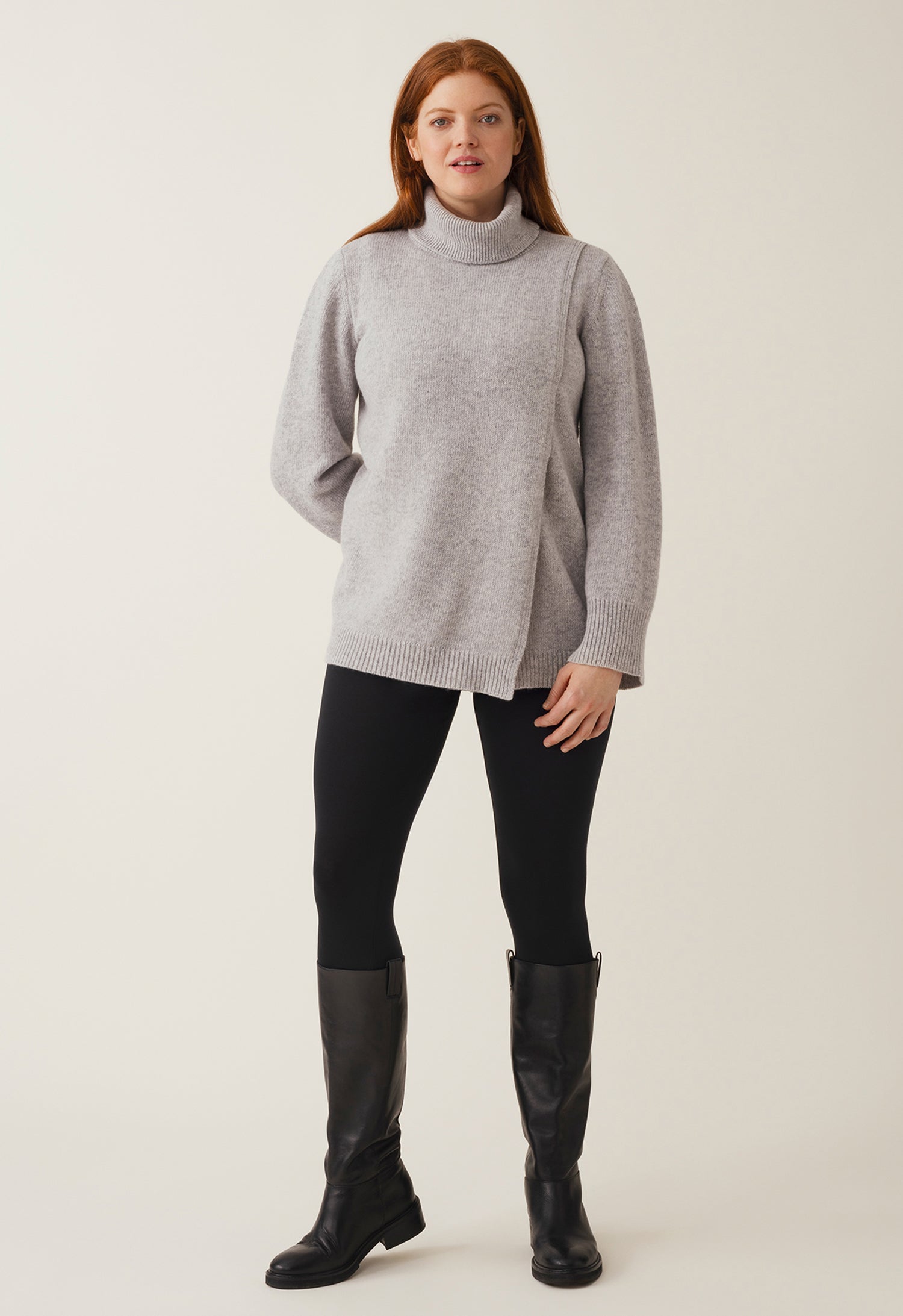 Strikket ammebluse med polokrave - Lysegrå melange