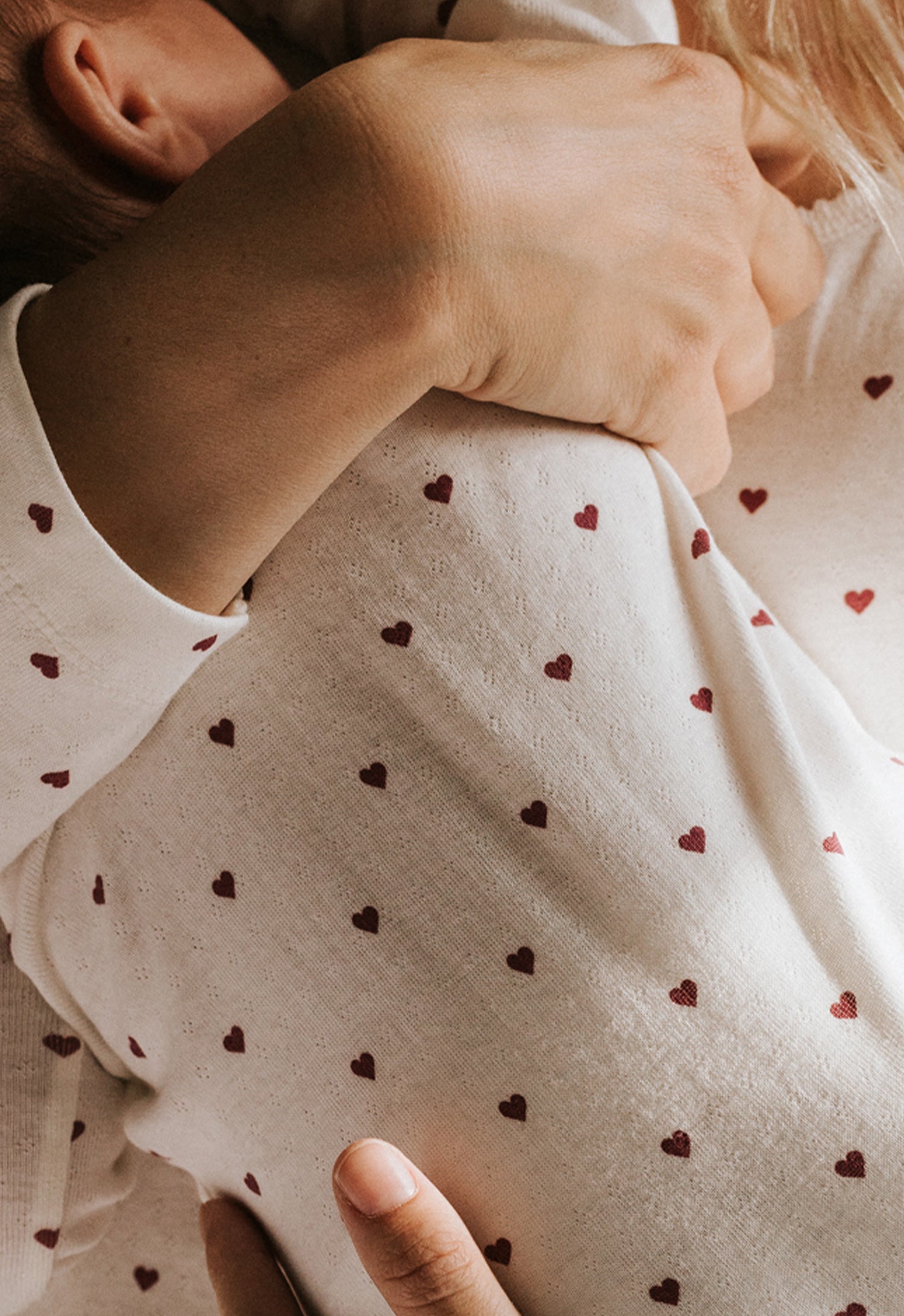 Pyjamas til baby - Hjerter