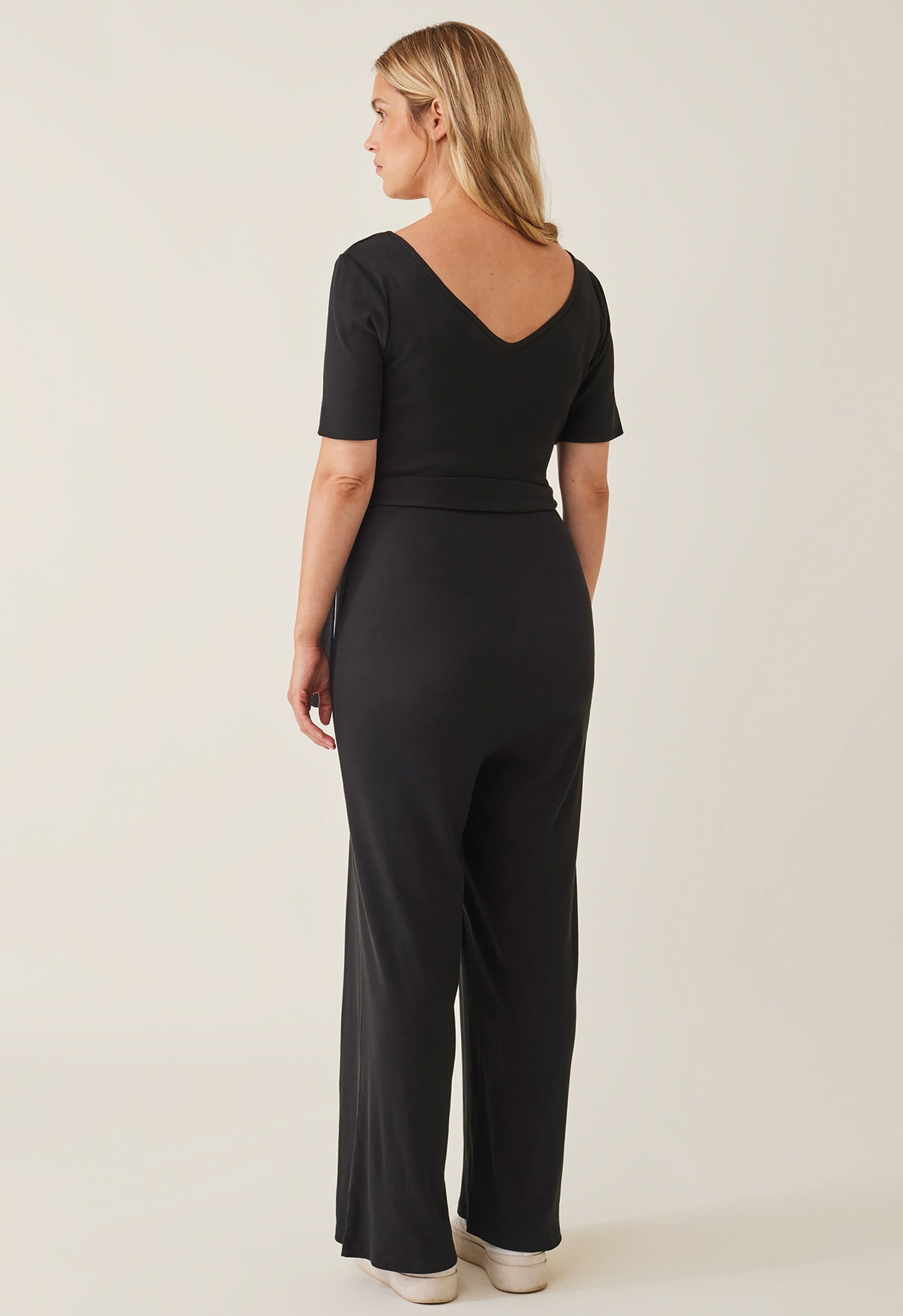 Ribbet gravidjumpsuit - Sort